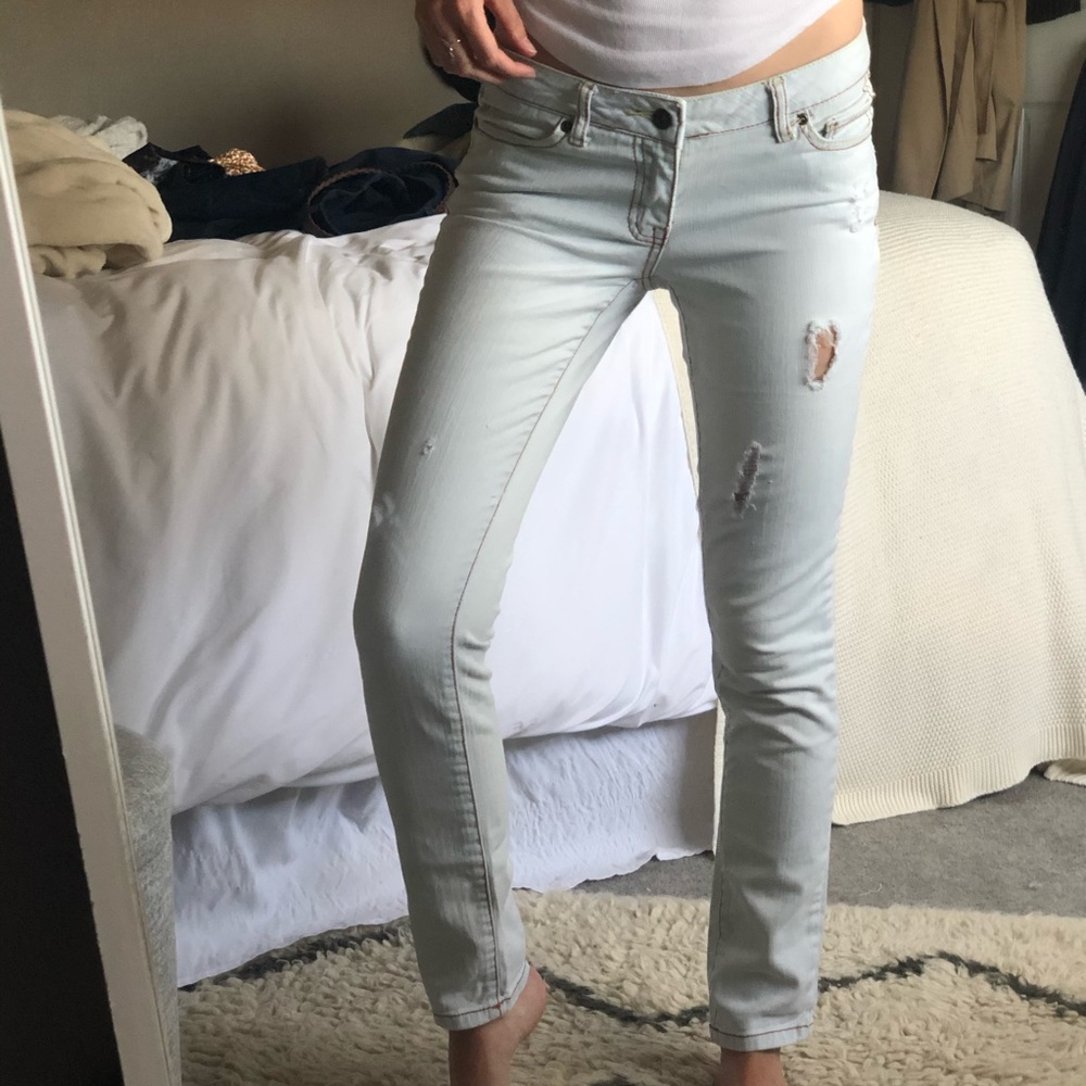 Acid Wash Low Rise Jeans - Picture 4 of 6